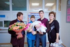 фотограф-на-выписку-из-роддома-в-Москве-25