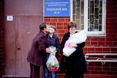 фотограф-на-выписку-из-роддома-в-Москве-29
