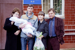 фотограф-на-выписку-из-роддома-в-Москве-31