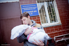 фотограф-на-выписку-из-роддома-в-Москве-32