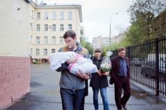 фотограф-на-выписку-из-роддома-в-Москве-35